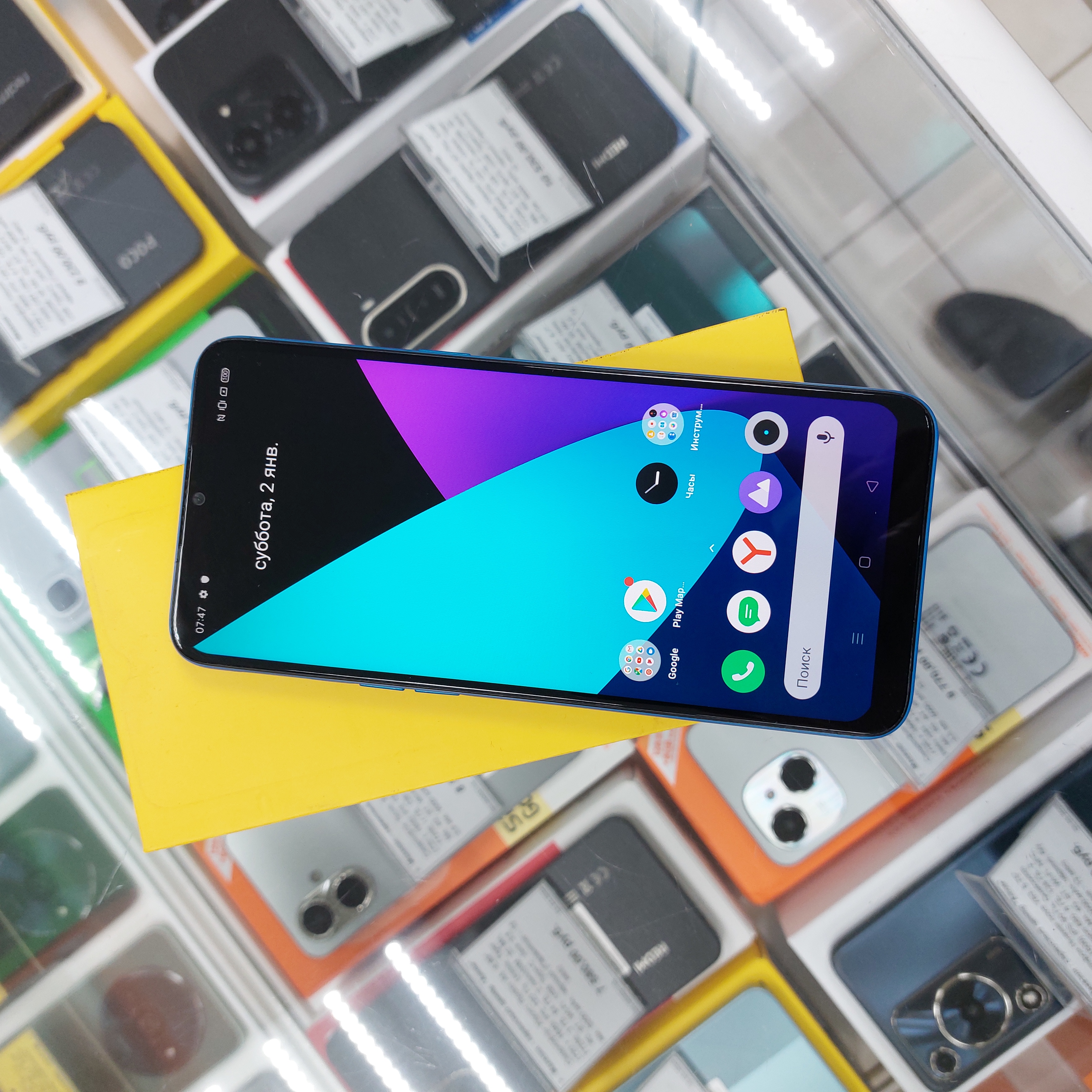 картинка Смартфон Realme C3, 3/64 ГБ, синий, б/у